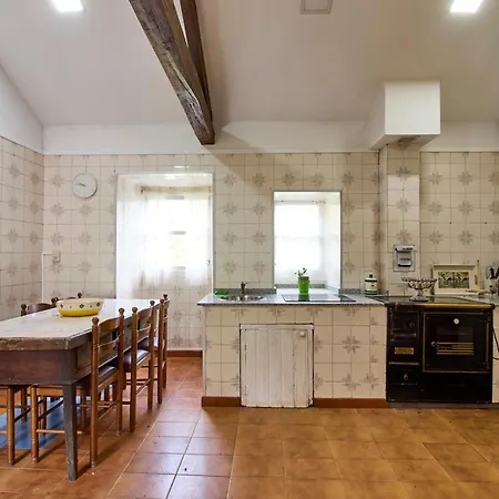 Casa De Mila En Pontevedra Crecíente