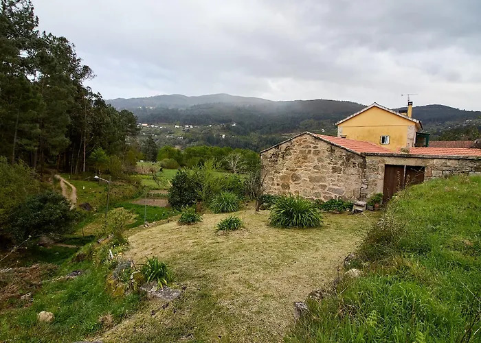 Casa De Mila En Pontevedra * Crecíente